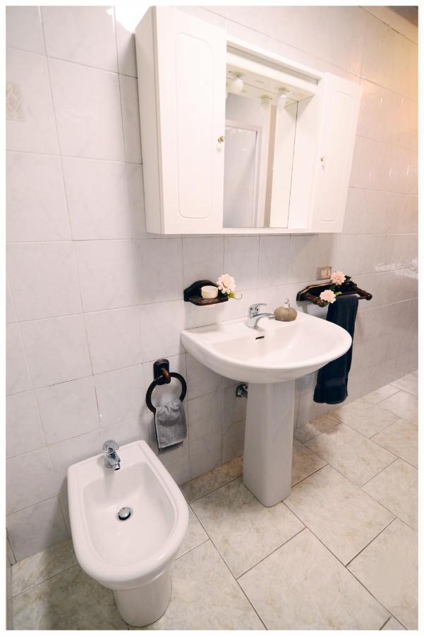 Il Villino Apartments Bari Ngoại thất bức ảnh
